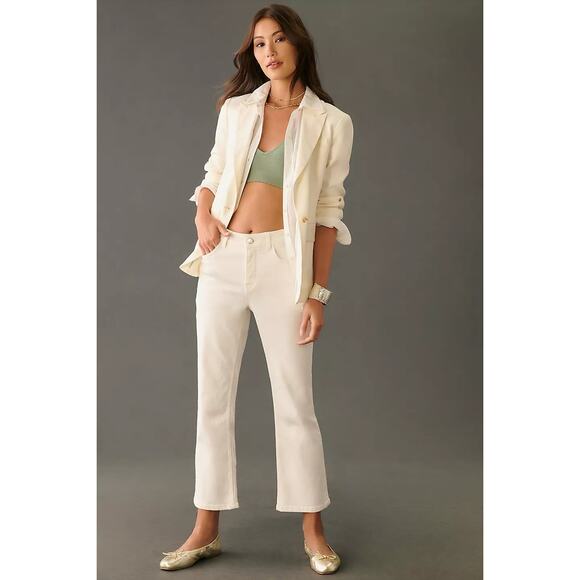 NWT ANTHROPOLOGIE The Yaya Mid-Rise Crop Flare Jeans by Pilcro $148 WHITE 23T - Picture 1 of 7
